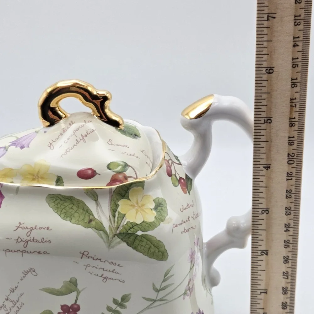 Vintage Royal Cuthbertson Floral Porcelain Botanical Teapot Made In England‎